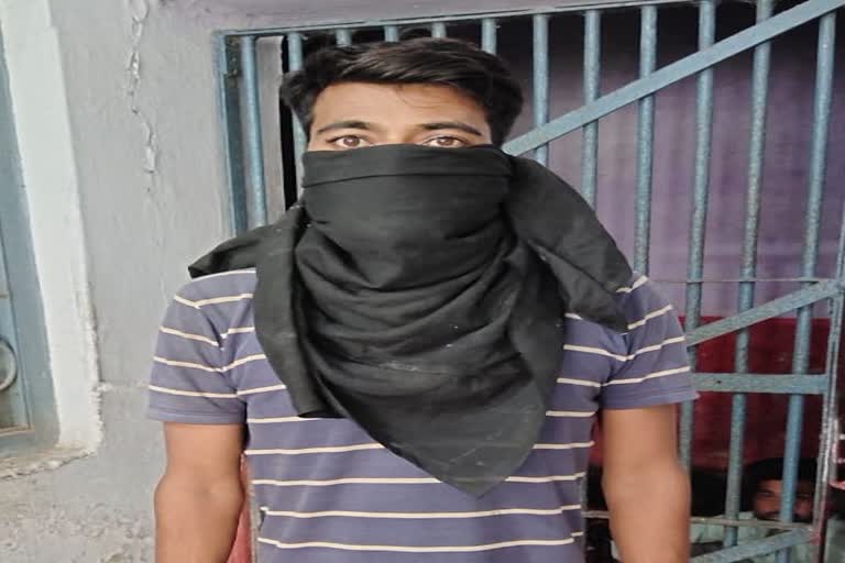 अपराध: नशे के इंजेक्शन के साथ  युवक गिरफ्तार, मोटरसाइकिल सीज