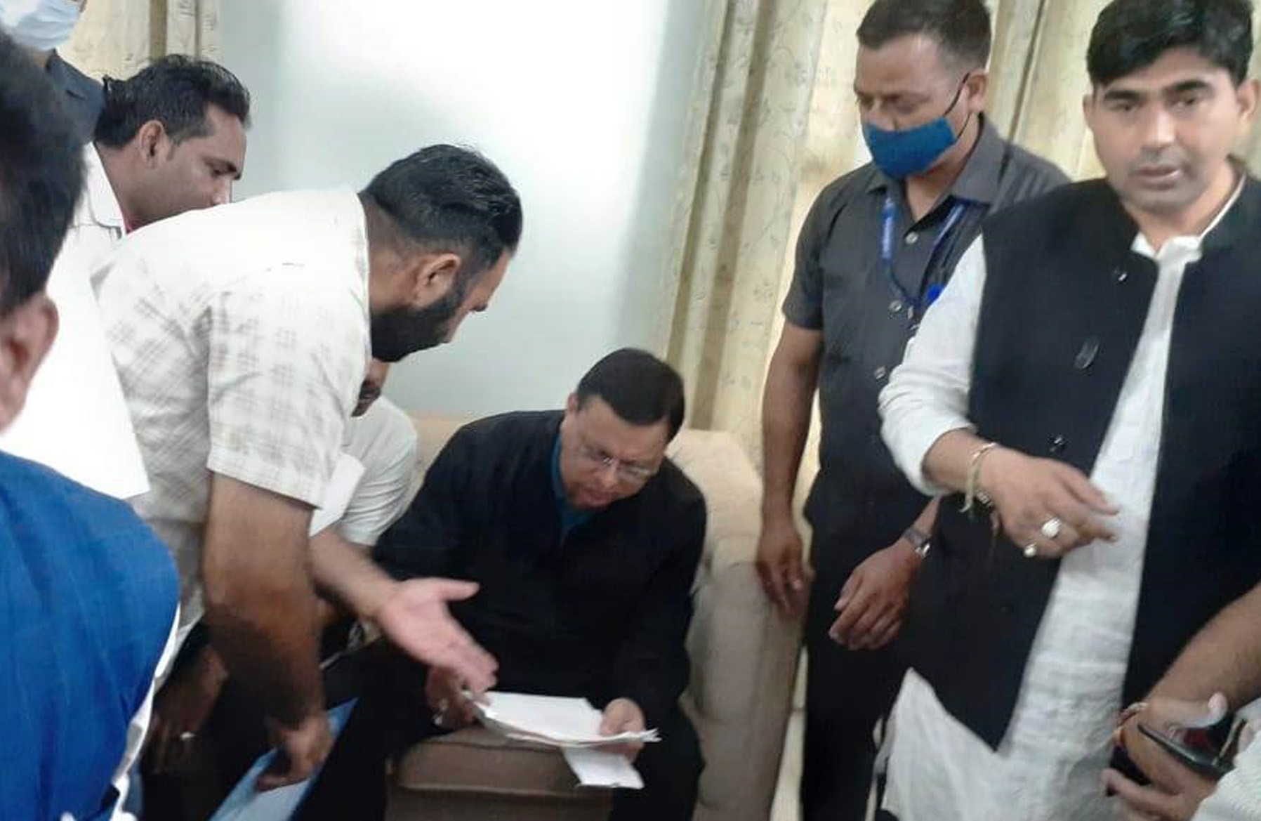 सीएम पुष्कर सिंह धामी ने सुनीं जनसमस्याएं