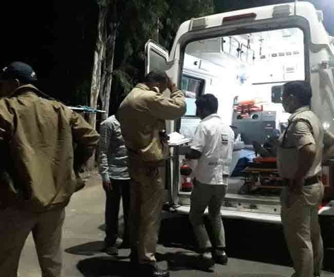 ट्रेन से गिरकर युवक घायल, टीटी पर धक्का देने का आरोप