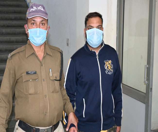 कबूतरबाजी के मामले में एक आरोपी गिरफ्तार