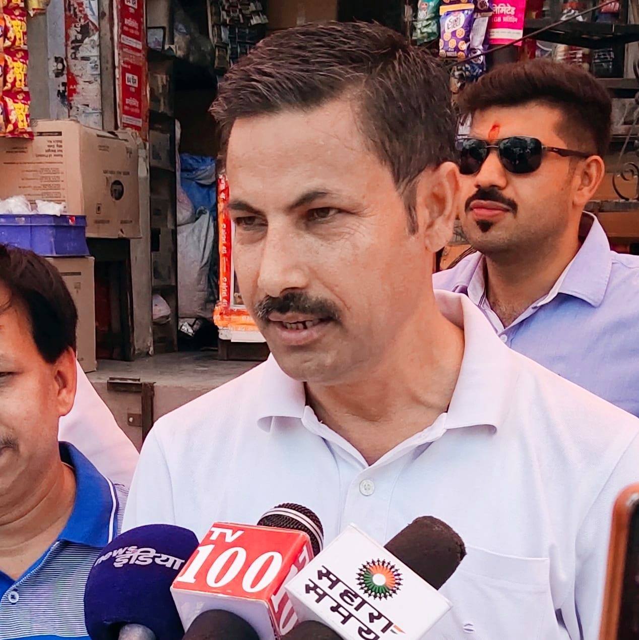 पुरोहितों ने रावत और कौशिक का नहीं, पीएम मोदी का विरोध किया – अनिल भास्कर