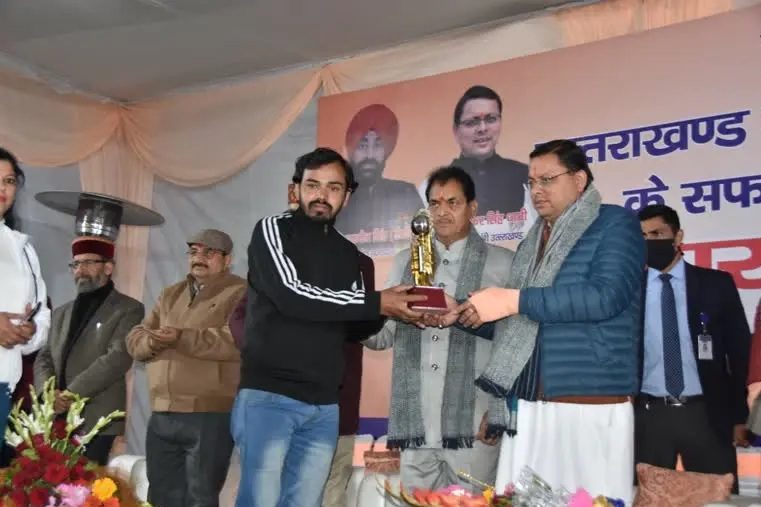 भाजपा: विधानसभा के सफल संचालन पर अग्रवाल का जताया आभार