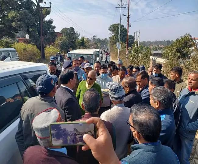 ट्रेचिंग ग्राउंड के लिए नगर निगम को वन भूमि मुहैया कराने का विरोध