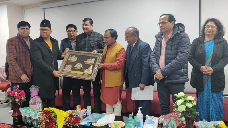 सहयोग: टीबी मुक्त अभियान में भागीदारी निभायेंगे निजी पैरामेडिकल कॉलेज, स्वास्थ्य मंत्री डॉ धन सिंह रावत के साथ बैठक में जताई सहमति