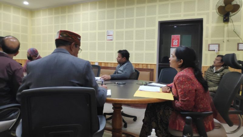 समीक्षा : मल्टी लेवल पार्किंग निर्माण को लेकर डीएम ने ली बैठक, प्रस्तावित पार्किंग स्थलों का 2 दिन के भीतर मौका मुआयना करने के दिए निर्देश