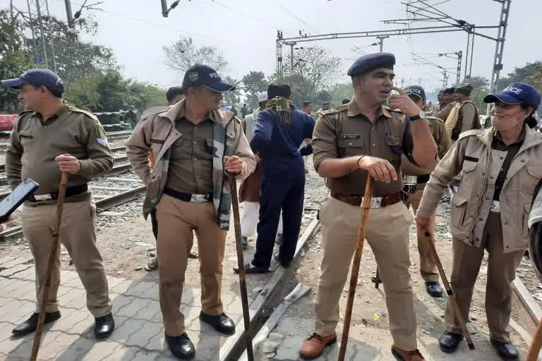 अतिक्रमण: सुप्रीम कोर्ट में सुनवाई से पहले रेलवे की जमीन पर संयुक्त सर्वे हुआ शुरू, 7 फरवरी को होगी सुनवाई