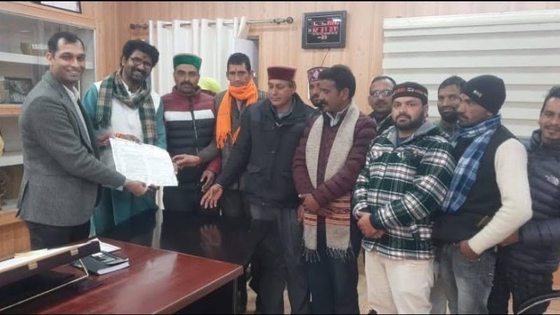 आवाज़:  प्रधान संगठनों ने किया मोबाइल मॉनिटरिंग सिस्टम का विरोध, मांगें न मानने पर दी  9 से  सभी विकासखंडों में आंदोलन की चेतावनी