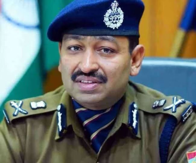 एक्शन: बीएएमएस की फर्जी डिग्री बेचने वाले इमलाख की संपत्ति होगी कुर्क, अपराधियों पर सख्ती के मूड में हैं डीजीपी अशोक कुमार 