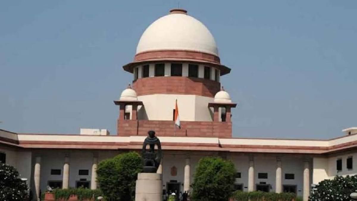 सुप्रीम कोर्ट: रेलवे की भूमि पर अतिक्रमण मामले पर हुई सुनवाई, बस्तीवासियों को मिली 2 मई तक राहत