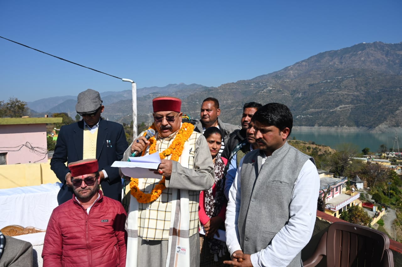 प्रोत्साहन: पर्यटन मंत्री सतपाल महाराज ने टिहरी जिले के ग्राम तिवाड़ को घोषित किया पर्यटन ग्राम, 15 पंजीकृत होमस्टे हैं गांव में