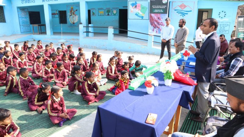 पहल: विद्यार्थियों की स्वास्थ्य जागरूकता हेतु जिलाधिकारी ने किया डेटोल हाईजीनिक कार्यक्रम का शुभारंभ