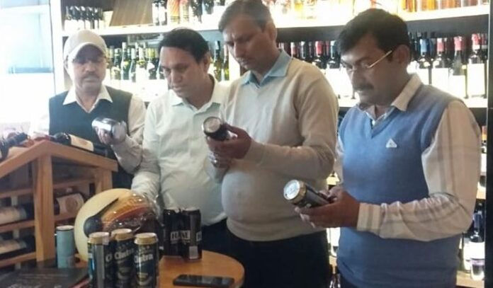 खाद्य सुरक्षा प्राधिकरण ने की वाइन के गोदामों में सैंपलिंग