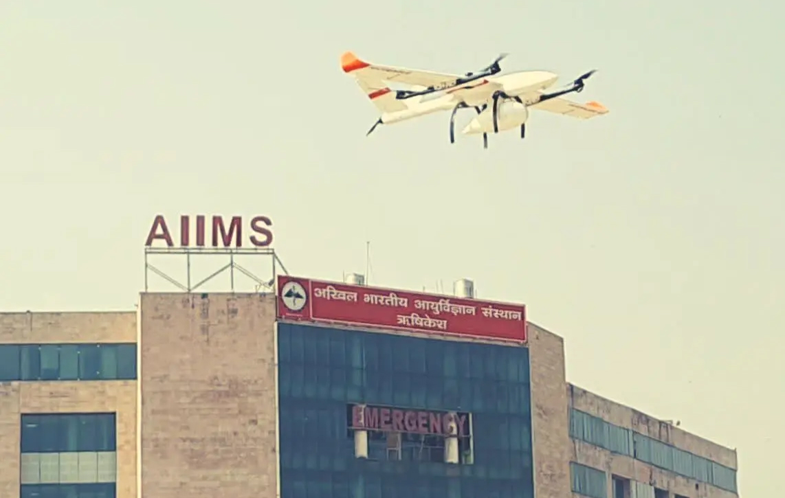 अच्छी खबर: अब जरूरतमंदों तक ड्रोन से दवा पहुंचाएगा एम्स, ऋषिकेश से टिहरी के लिए किया गया ड्रोन का सफल ट्रायल