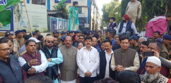 विरोध: वित्तीय घोटाले के आरोपों से घिरे अडाणी के खिलाफ कांग्रेसियों ने किया प्रदेश भर में प्रदर्शन, केंद्र सरकार से की जांच कराने की मांग