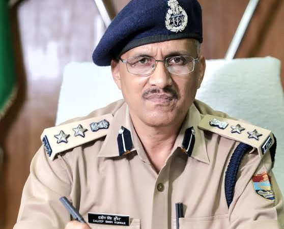 मित्र पुलिस: डीआईजी दलीप सिंह कुंवर ने आठ क्षेत्राधिकारियों के कार्यक्षेत्र में किया परिवर्तन