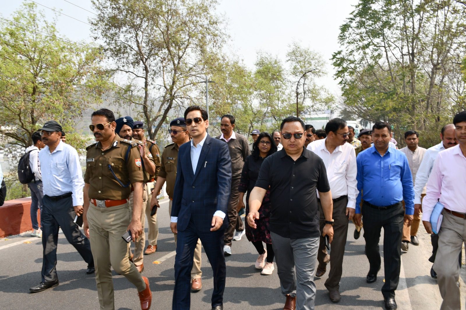जी-20 समिट: आयोजन की तैयारियों का कुमाऊं कमिश्नर दीपक रावत ने स्थलीय निरीक्षण कर लिया प्रगति का जायजा