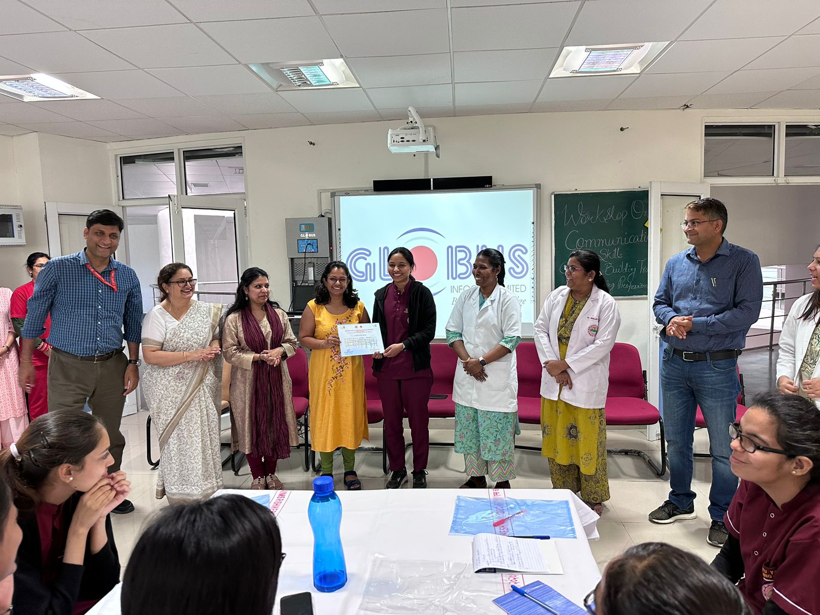 एम्स: ’संचार कौशल’ क्षमता निर्माण विषय पर कार्यशाला का आयोजन,नर्सिंग अधिकारियों को दी गयी सेवाभाव की सीख