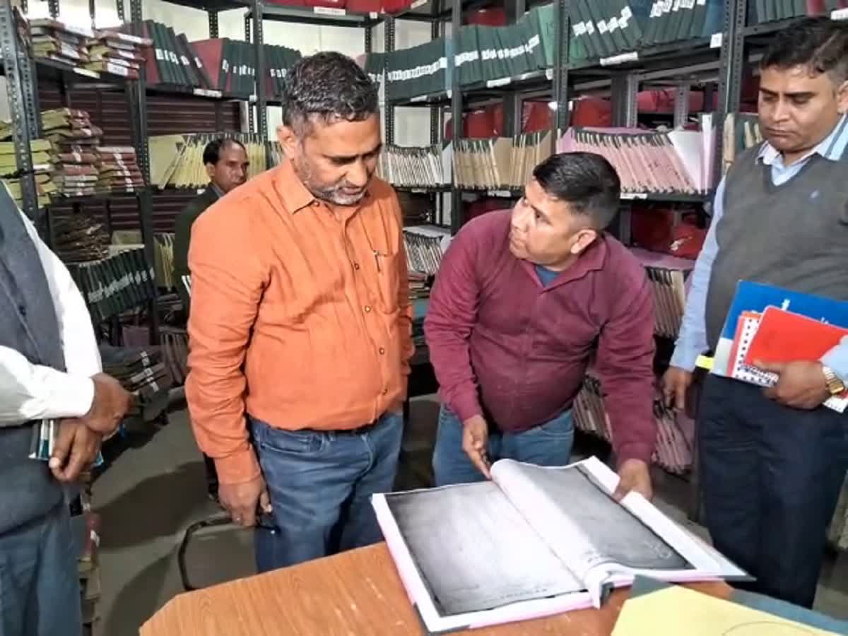 जायजा: राज्य सूचना आयुक्त  ने किया नगर निगम का दौरा, आरटीआई की व्यवस्था ठीक करने के निर्देश