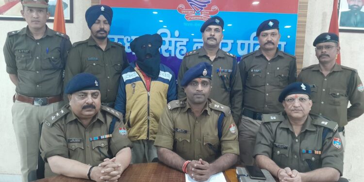 शिकंजा: पुलिस ने लाखों कीमत की स्मैक के साथ तस्कर दबोचा