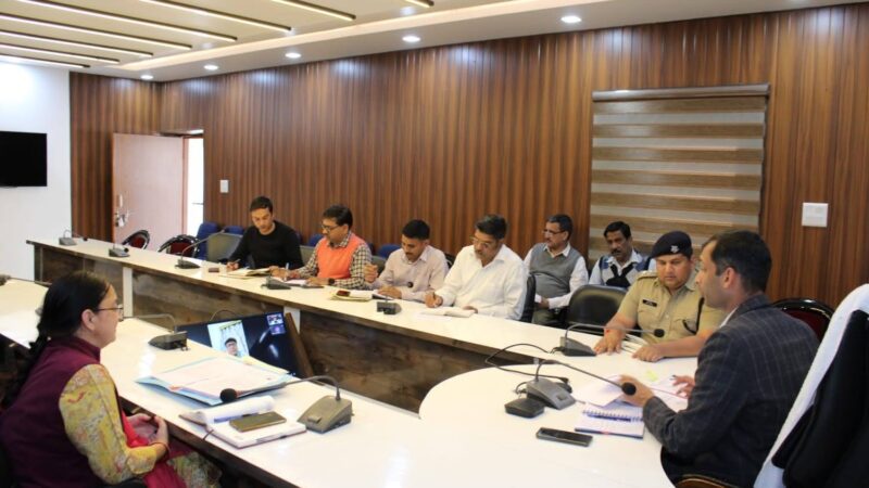 एक्शन: सिंगल यूज प्लास्टिक पर सख़्ती से लगेगा प्रतिबंध, जिला प्रशासन माह में 4 दिन चलाएगा विशेष अभियान