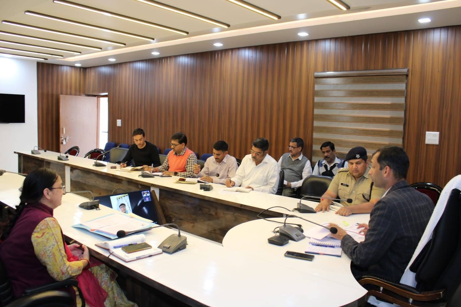एक्शन: सिंगल यूज प्लास्टिक पर सख़्ती से लगेगा प्रतिबंध, जिला प्रशासन माह में 4 दिन चलाएगा विशेष अभियान