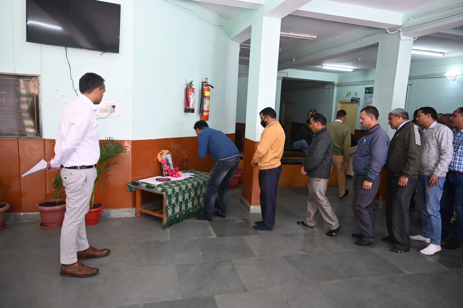 जयहिंद: विक्टोरिया क्रॉस विजेता वी.सी. गब्बर सिंह नेगी को जन्म दिवस पर किया गया याद, चित्र पर किये गये पुष्प अर्पित