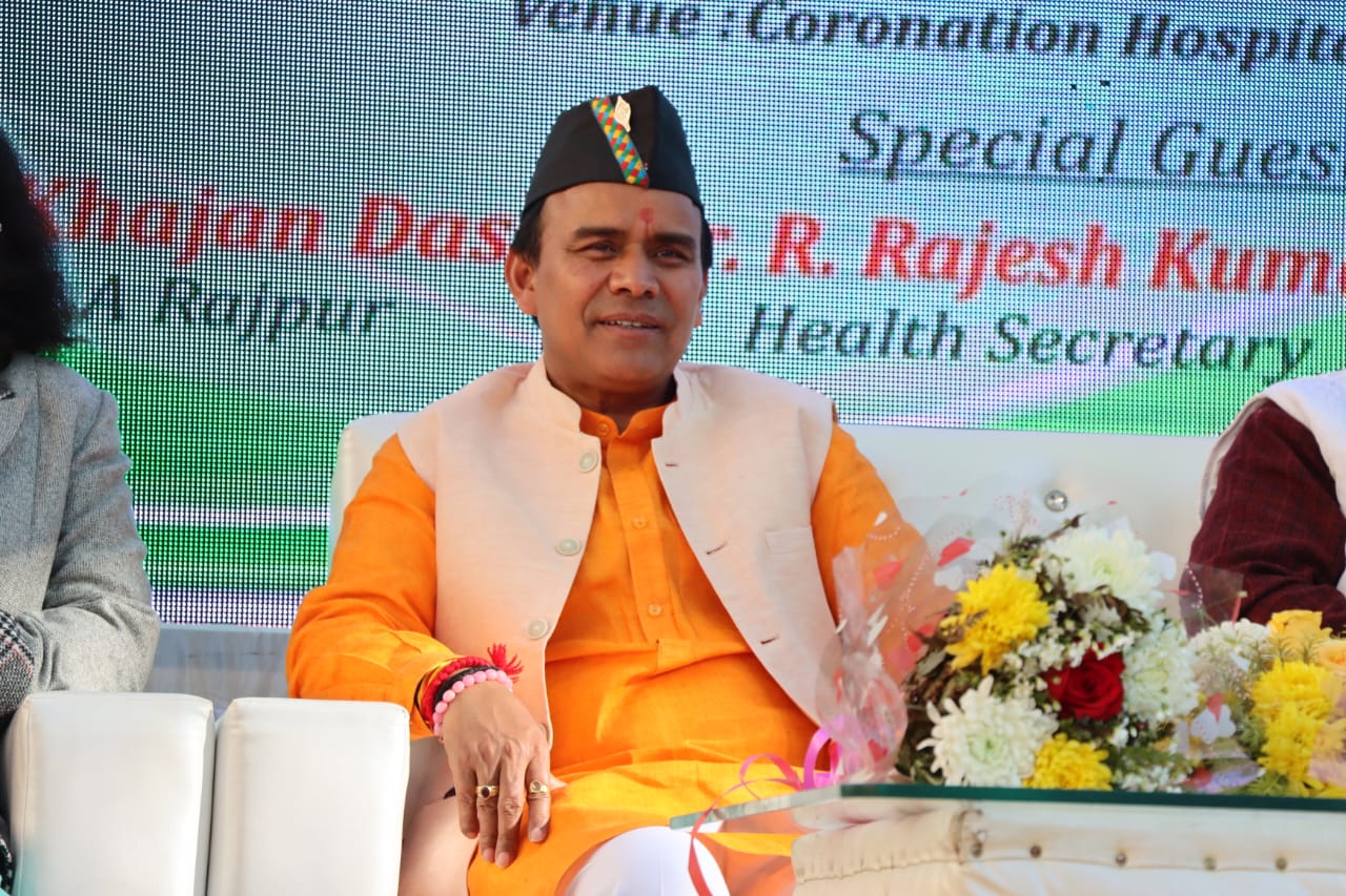 चार धाम यात्रा: आपात स्थिति में एयर लिफ्ट किये जायेंगे यात्री, स्वास्थ्य मंत्री डॉ. धन सिंह रावत ने जारी किये निर्देश