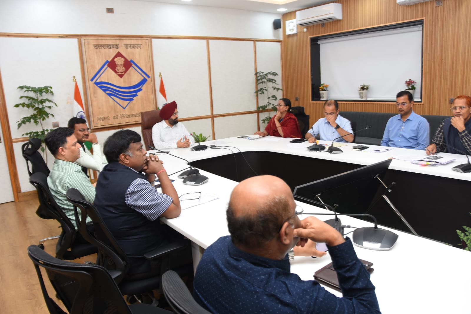 राज-काज: अतिक्रमण पर सख़्त हुआ शासन, सभी विभागों को अपनी भूमि चिन्हित करने के निर्देश