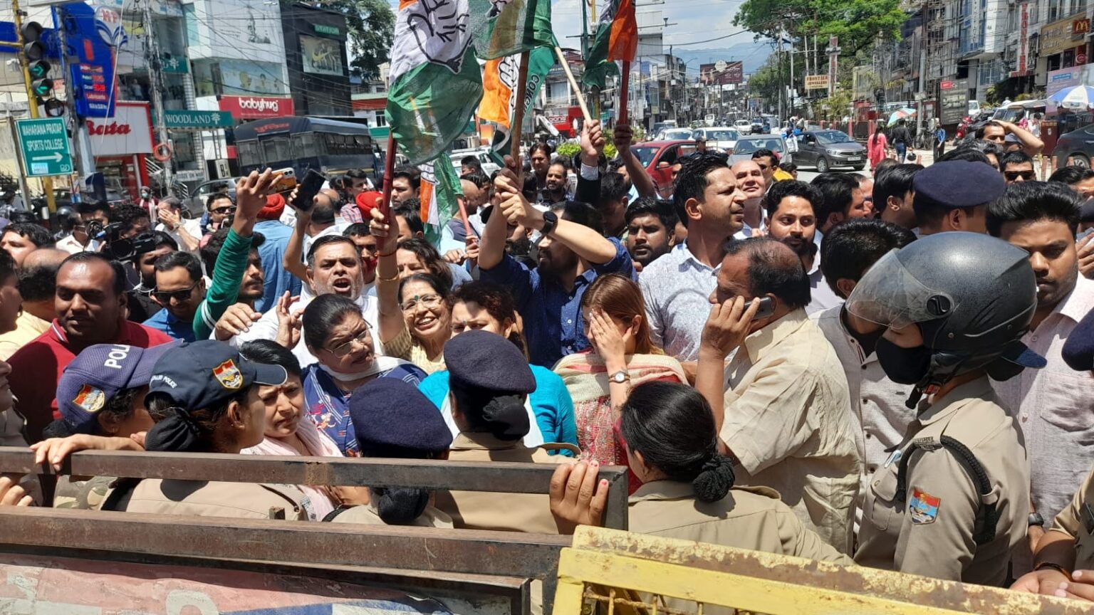 टकराव: कर्नाटक में जारी घोषणा पत्र को लेकर कांग्रेस और बजरंग दल आमने-सामने