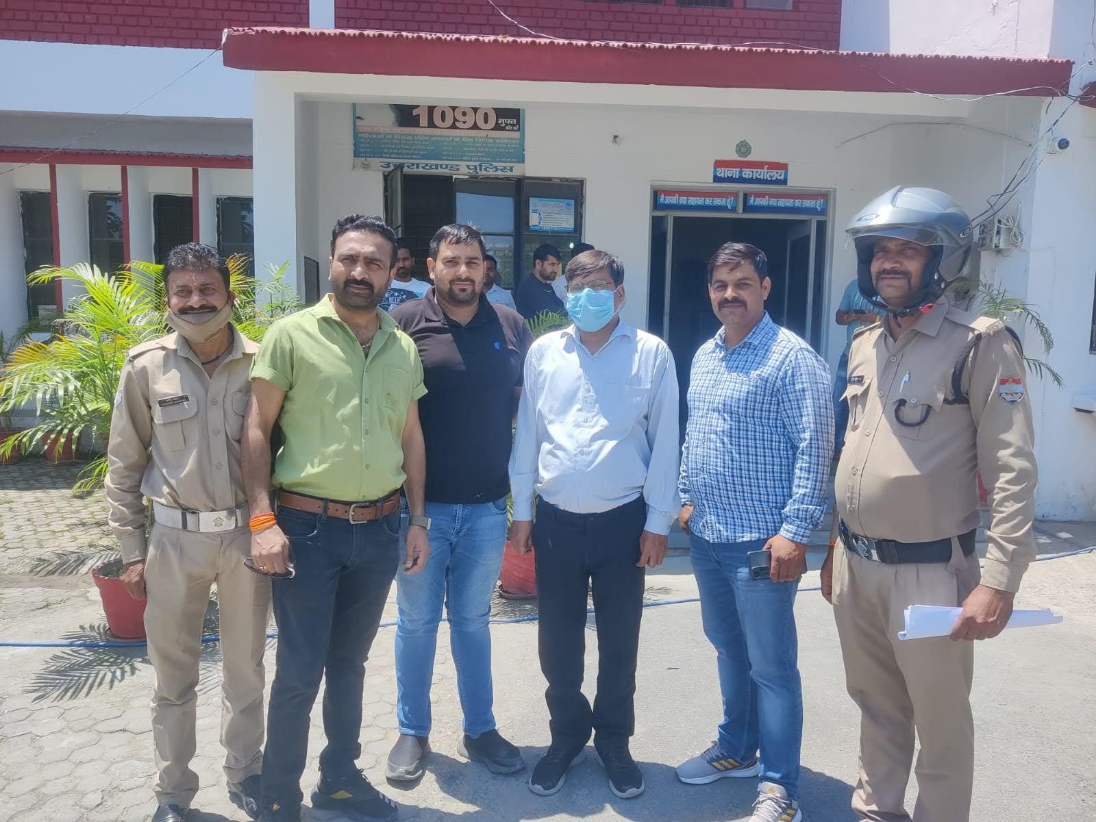 शिकंजा: पुलिस के हत्थे चढ़ा एक और फर्ज़ी डाॅक्टर, नकली प्रमाण पत्रों से कराया था पंजीकरण