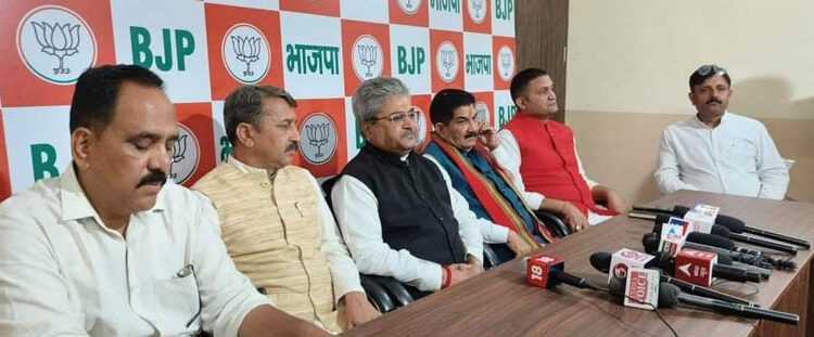 सत्ता सुख: जल्द होगा धामी कैबिनेट का विस्तार व दायित्वों का बंटवारा