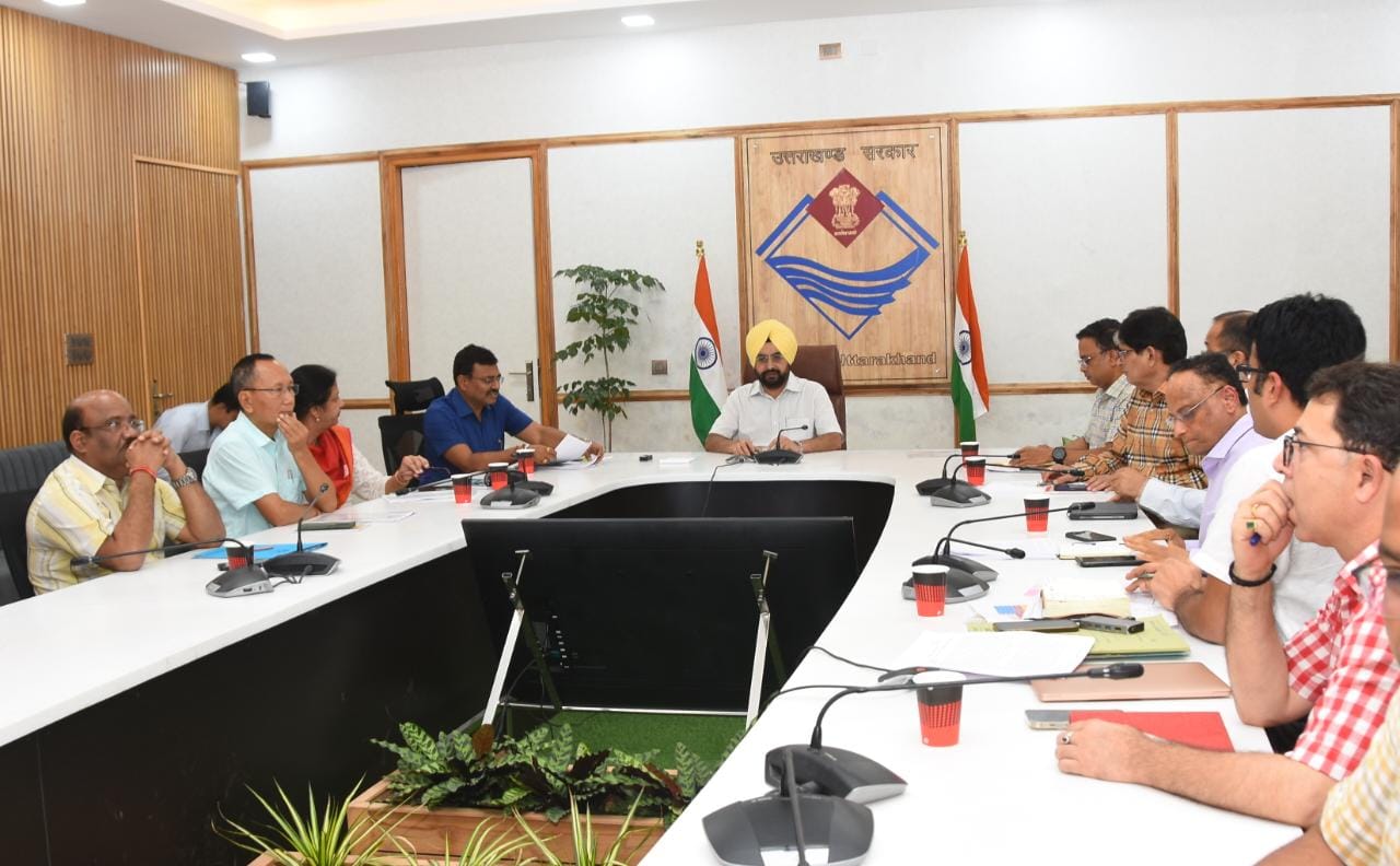 राज-काज: मुख्य सचिव ने अधिकारियों को दिए चालखाल एवं रेन वाटर हार्वेस्टिंग के लिए कार्य योजना तैयार करने के निर्देश