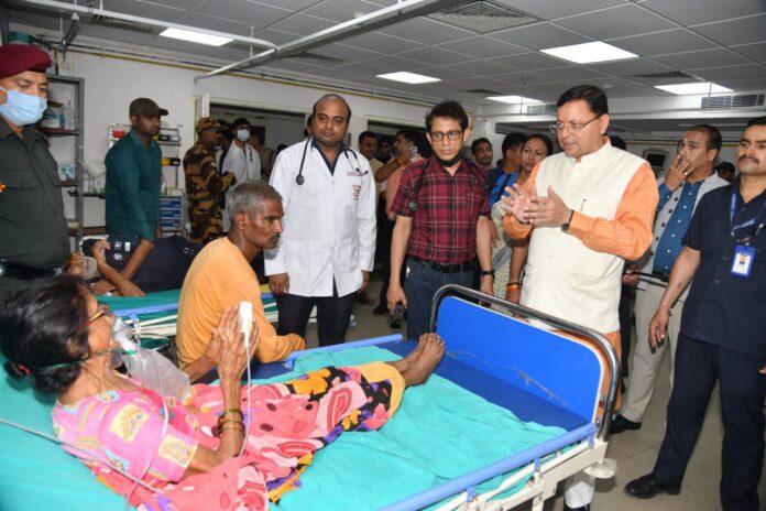 जायज़ा:  सीएम धामी ने किया राजकीय दून मेडिकल कॉलेज का औचक निरीक्षण, गंदगी पर हुए खफ़ा