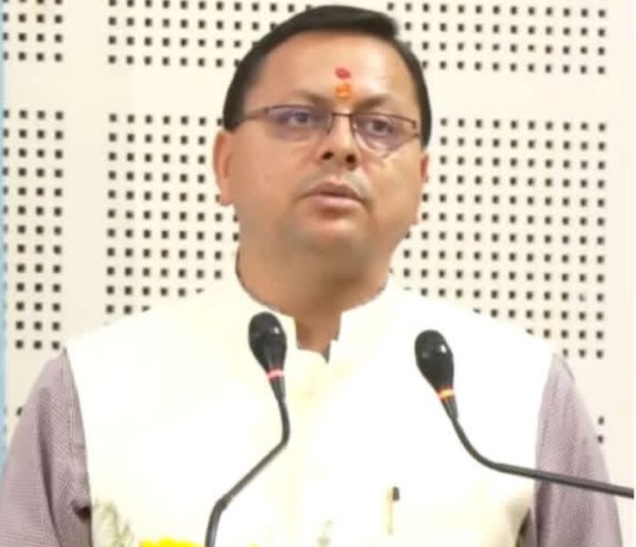 राज-काज:  सीएम पुष्कर सिंह धामी ने रोजगार मेले में युवाओं को बांटे नियुक्ति पत्र