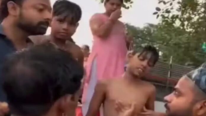 वीडियो प्रकरण: गंगा के घाट से दूसरे समुदाय के लोगों को भगाये जाने का मामला, पुलिस ने शुरू की जांच
