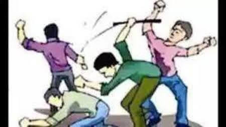 दबंगई: राह चलते युवक को घेरकर दबंगों ने मारपीट कर झोंका फायर, पुलिस ने किया मुकदमा दर्ज