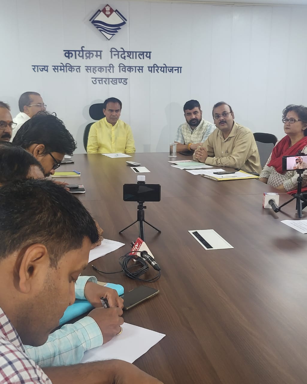 राहत:  सहकारिता मंत्री डॉ धन सिंह रावत ने 31 हज़ार मृतक बकायेदार किसानों का 49 करोड़ रुपए का ब्याज किया माफ
