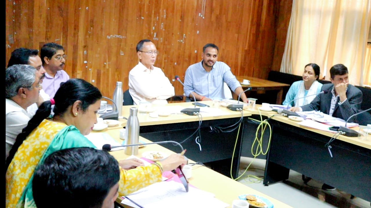 जायजा: सचिव पेयजल एवं परिवहन ने की जल जीवन मिशन के तहत संचालित योजनाओं की समीक्षा