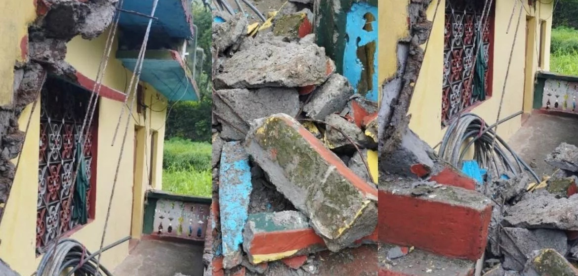 दहशत: रेल लाइन के टनल निर्माण में विस्फोट, कई आवासीय मकानों में पड़ी दरारें