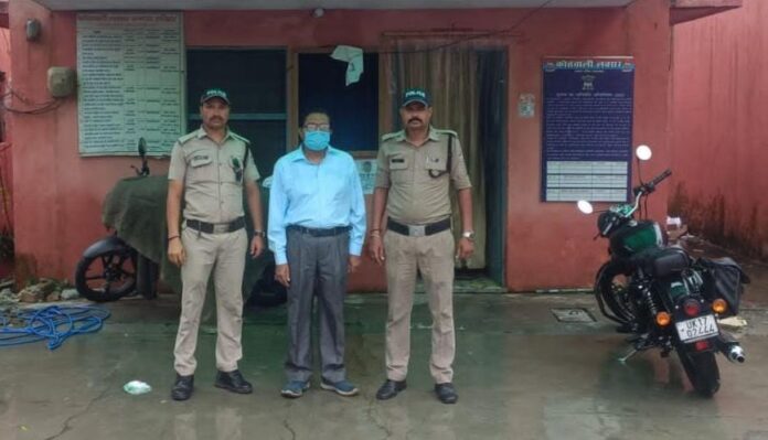 शिकंजा: कुख्यात गैंगस्टर लारेंस विश्नोई व गोल्डी बराड़ के नाम से रंगदारी मांगने वाला गिरफ्तार