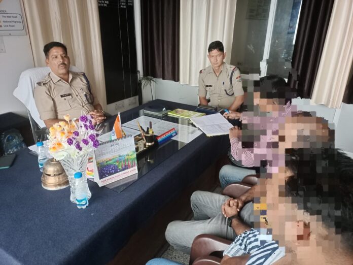 निगरानी: सत्यापन को लेकर रिकवरी एजेंटों व कैश कलेक्शन करने वालों को पुलिस ने दिये निर्देश