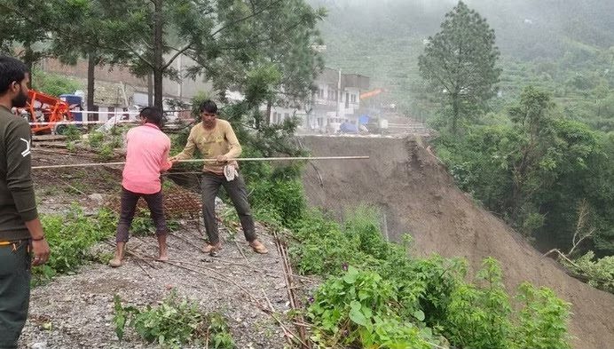 कुदरत का कहर: कुमाऊं मंडल में भारी बरसात का तांडव, असमय मौत के मुंह में समा गए तीन लोग
