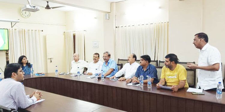 कर विभाग: ज्वाइंट कमिश्नर हेमा बिष्ट ने व्यापारियों को वन टाइम सेटलमेंट स्कीम की दी विस्तृत जानकारी