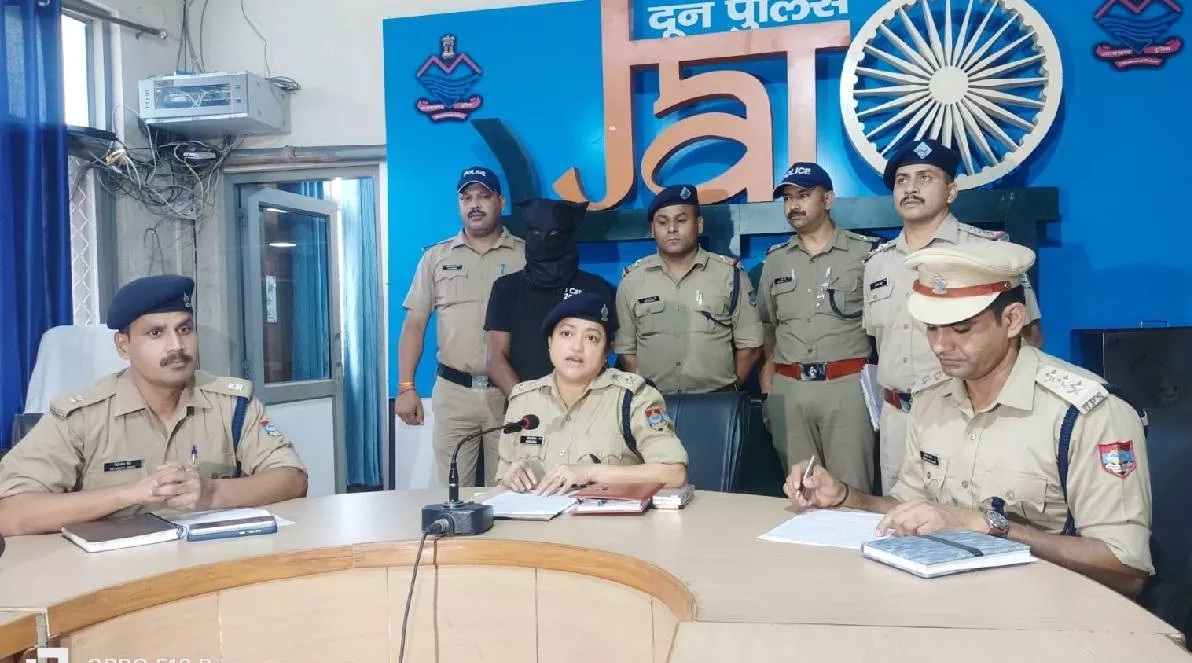 खुलासा: सफाईकर्मी ने ही दुष्कर्म के बाद की थी महिला की हत्या