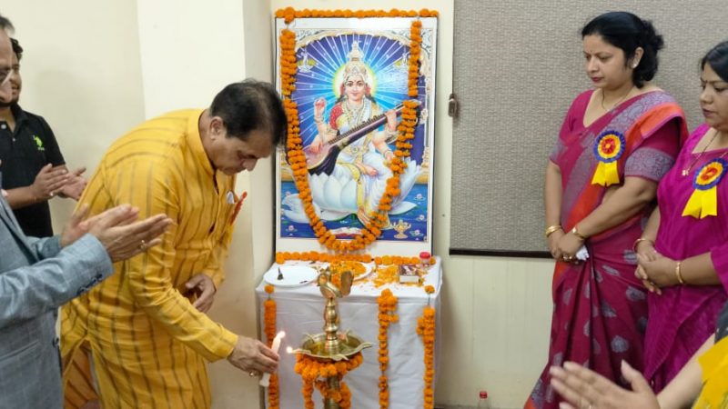 शुभारंभ: भौतिक विज्ञान में सतत विकास और एनईपी विषय पर अंतरराष्ट्रीय संगोष्ठी