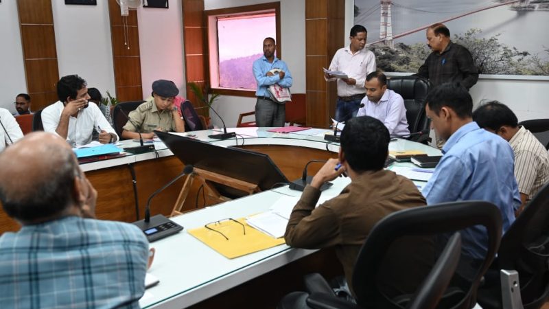 सुनवाई: यहां जनता मिलन कार्यक्रम में सुनी गईं 38 जन-शिकायतें, संबंधित अधिकारियों को निस्तारण के निर्देश