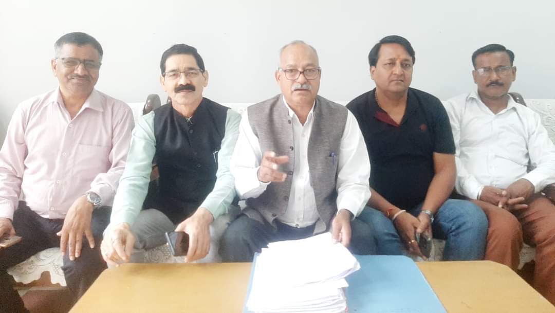 आरोप: साल भर से धूल फांक रही सहकारी बैंक भर्ती घोटाले की रिपोर्ट, 2022 में रिपोर्ट सौंप चुकी है जांच कमेटी
