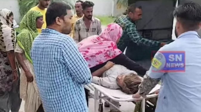 दुखद: वैन और बाइक में भिड़ंत, तीन की मौत, छह घायल
