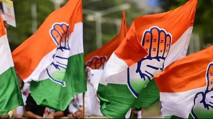 कांग्रेस: पार्टी ने किया उत्तराखंड की नई आबकारी नीति का विरोध, महिलाओं ने सरकार ने खिलाफ की नारेबाजी