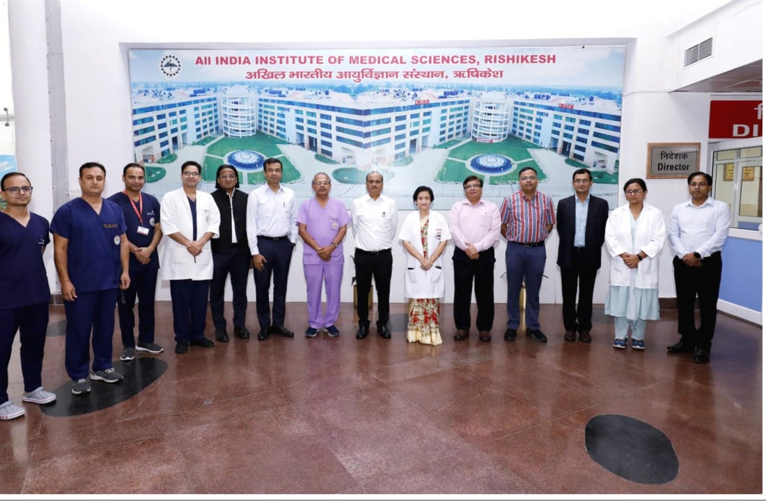 कामयाबी: बेटे के लिए मां ने की किडनी दान, एम्स के कुशल डॉक्टरों ने किया सफलतापूर्वक प्रत्यारोपण